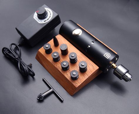 Leather Edge Slicker Tool, Sanding And Burnishing Electric Machine, Leather Rotary Burnisher  #LeatherCraftTool #EdgeSandingTool #LeatherEdgeTool #BurnishingTool #BurnisherTool #EdgePoslishingTool #LeatherEdge #LeatherBurnishing #slicker #GlassEdgePolishing Swivel Knife, Sanding Tips, Sanding Tools, Beautiful Wooden Boxes, Dremel Tool, Real Bones, Leather Craft Tools, Leather Company, Shop Organization