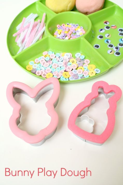 Bunny Play Dough Invitation for Easter Play Dough Invitation, Easter Sensory, Preschool Easter, Craft Preschool, Playdough Activities, Easter Preschool, Easter Activities For Kids, Spring Preschool, Spring Fun