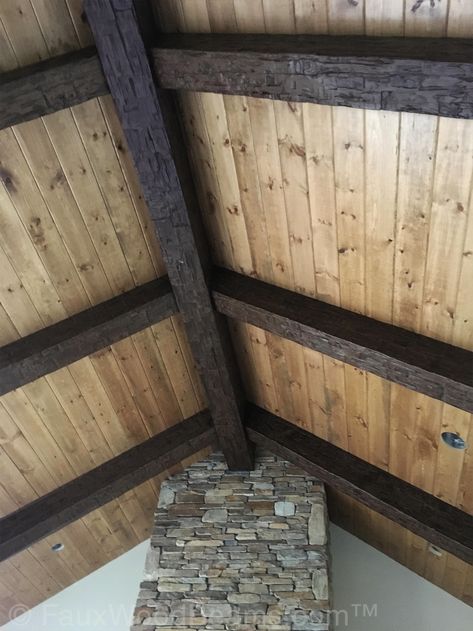 Reclaimed Wood Beams Ceiling, Vaulted Ceiling Decor, Vaulted Ceiling Beams, Vaulted Ceiling Ideas, Wood Ceiling Beams, Reclaimed Wood Ceiling, Beams Living Room, Wood Plank Ceiling, Vaulted Ceiling Living Room