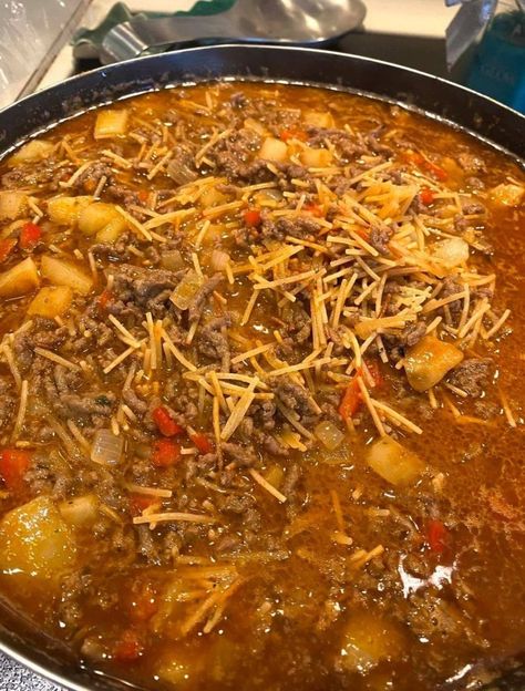 Fideo Loco Recipe, Fideo Loco, Potatoes And Ground Beef, Fideo Recipe, Recipe With Ground Beef, Mexican Soup Recipes, Mexican Comfort Food, White Bean Soup Recipes, Ground Beef Recipe