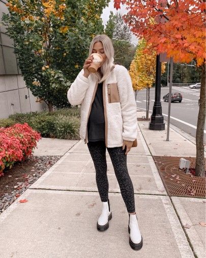 Dr Martens Maternity Outfit, Sherpa Outfit Fall, White Dr Martens Outfit Fall, Sherpa Outfits, White Dr Martens Outfit, Maternity Winter Outfits, Sherpa Outfit, Maternity Winter, White Doc Martens