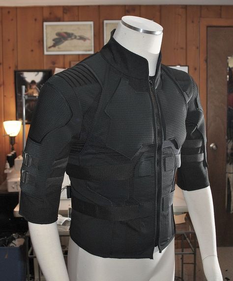 Tactical Outfits Men, Spiderman Far From Home, Stealth Suit, Combat Clothes, Superhero Suits, Tactical Wear, Combat Uniforms, Cyberpunk Clothes, Battle Suit