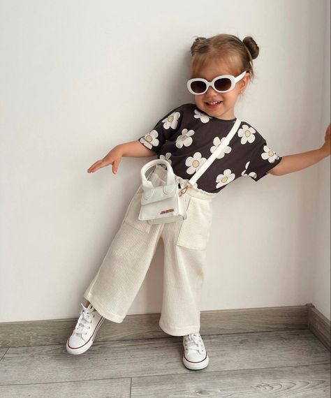 Summer Toddler Girl Outfits, Outfits For Toddler Girls Ideas, Toddler Summer Outfits Girl, Aesthetic Toddler Outfits, Spring Toddler Outfits, Toddler Girl Spring Outfits, Toddler Style Girl, Baby Spring Outfits, Girls Spring Outfits Kids