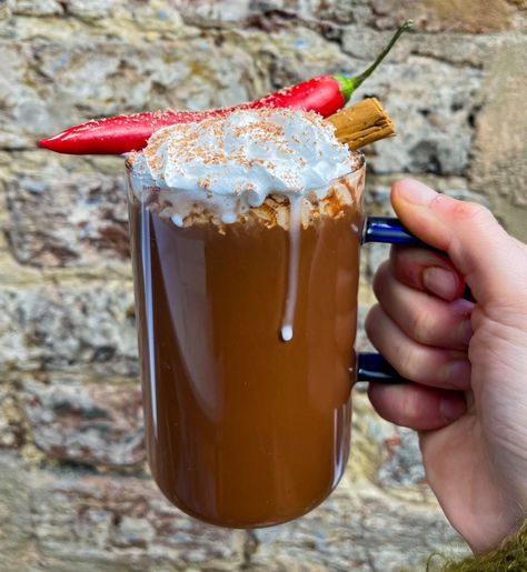 Thick and Creamy Chilli Hot Chocolate — Bunch Cacao Drink, Mexican Chocolate, Coconut Whipped Cream, Chocolate Caliente, Chocolate Cinnamon, Chilli Powder, Mason Jar Mug, Hot Drinks, Vanilla Bean