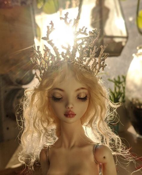 Coral Crown, Marina Bychkova, Enchanted Doll, Natural Magic, Princess And The Pea, Enchanted Wedding, White Highlights, Fairytale Illustration, Metal Clothing