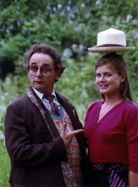 Seventh Doctor, Sylvester Mccoy, Doctor Who Memes, Alex Kingston, Classic Doctor Who, 13th Doctor, Bbc Doctor Who, Sci Fi Tv, 11th Doctor