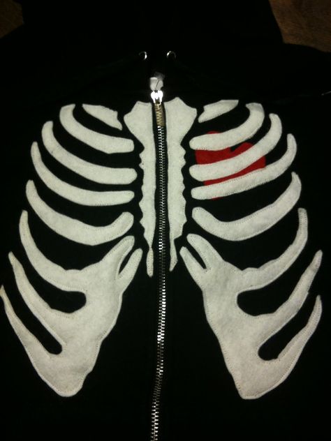 Rib Cage Stencil, Ribcage With Heart Inside, Rib Cage Jacket, Ribcage Embroidery, Mcr Embroidery, Ribcage Hoodie, Skeleton Rib Cage, Appliqué Ideas, Business Graphics