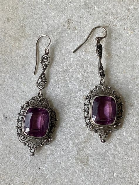 vintage art nouveau amethyst - Gem Nouveau Jewelry, Usa Jewelry, Antique Necklace, Funky Jewelry, Jewelry Lookbook, Handcrafted Necklace, Antique Earrings, Fantasy Jewelry, Silver Filigree