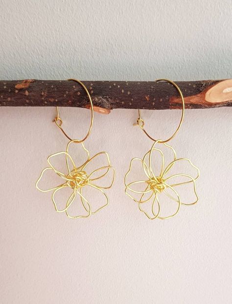 Wire Flower Earrings, Flower Wire, Pretty Headbands, 2024 Art, Wire Jewelery, Wire Headband, Wire Flowers, Earrings Hoops, Handmade Wire Jewelry