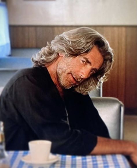 Sam Elliott Pictures, Vivian Leigh, Older Mens Hairstyles, Sam Elliott, Biker Photoshoot, Road House, Hot Dads, Dark Men, Man Movies