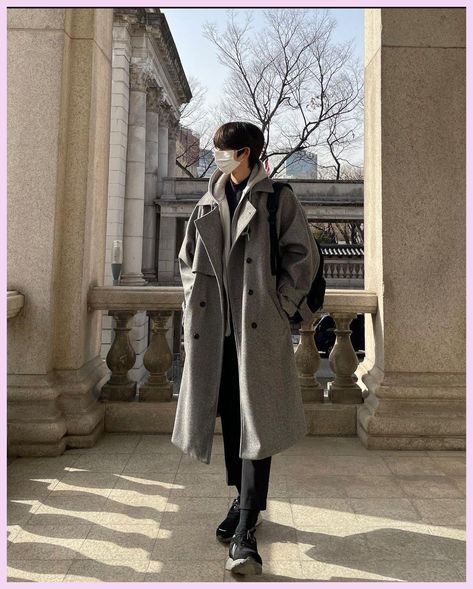 Winter Clothing Aesthetic Men, Korean Male Fashion Winter, Winter Outfit Aesthetic Men, Korean Coat Outfits Men, Gray Men Outfit, Asian Winter Outfits Men, Korean Winter Outfit Men, Mens Luxury Lifestyle Fashion, Asian Men Streetwear