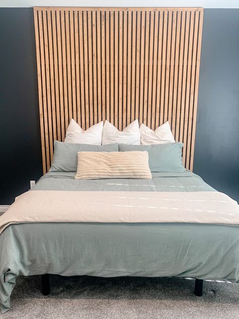 Wall Headboard Ideas, Shiplap Headboard, Wall Bedroom Diy, Black Accent Wall, Diy Wood Headboard, Bedroom Built In Wardrobe, Black Headboard, Slatted Headboard, Headboard Wall