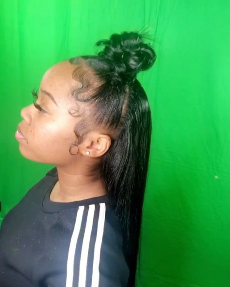 NeNe ✨ on Instagram: “WHO ELSE LIKE GHETTO BABY HAIRS?? 2 bun half up quick weave with barbiee bundles 😍😍😍 @falaliyah . CLICK THE LINK IN MY BIO TO BOOK YOUR…” Two Bun Half Up Half Down, Half Up Quick Weave, 2 Buns Half Up Half Down, Two Buns Half Up Half Down, Half Up Half Down Bun, 2 Buns, Pink Short Hair, Frontal Hair, Two Buns