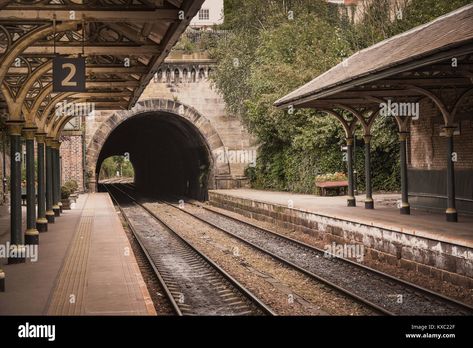 Victorian Train Station, Victorian Train, Rail Station, Train Station Architecture, Train Platform, Old Train Station, Train Depot, Old Train, Decoration For Living Room