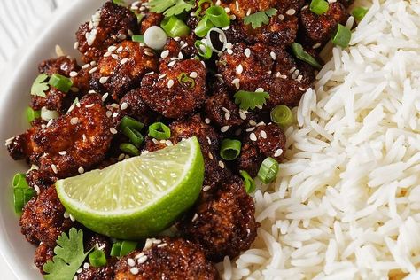 Teriyaki Cauliflower, Ground Beef And Cabbage, Cabbage Soup Recipes, Meatless Monday Recipes, Vegetables Side Dishes, Cauliflower Recipe, Homemade Teriyaki Sauce, Baked Cauliflower, Teriyaki Sauce