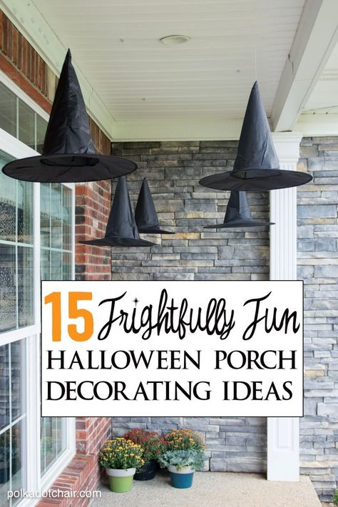 15 Frightfully Fun and creative ways to decorate your front porch for Halloween! Witches Hats, Halloween Outside, Halloween Witch Decorations, Halloween Front Porch Decor, Halloween House Party, Porch Decorating Ideas, Masks Diy, Halloween Porch Decorations, Halloween Recipe