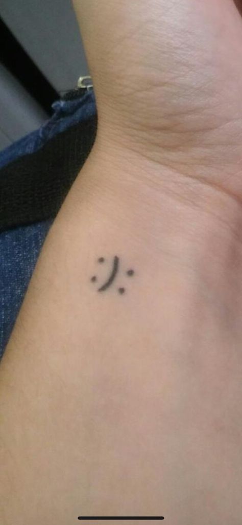 Small Tattoos On Fingers Simple, Small Simple Flash Tattoo, Cute Stick And Poke Tattoo Ideas, Really Small Tattoos Simple, Stick And Poke Small Tattoos, East Stick N Poke, Tiny Stomach Tattoos, Small At Home Tattoos, Cute Small Doodle Tattoos