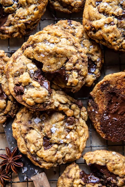 Chocolate Pumpkin Oatmeal Cookies, Pumpkin Chocolate Chip Cookies Oatmeal, Gf Fall Baking, Pumpkin Fall Cookies, Browned Butter Pumpkin Cookies, Oatmeal Pumpkin Chocolate Chip Cookies, Brown Butter Pumpkin Oatmeal Cookies, Brown Butter Recipes Baking, Gf Fall Desserts