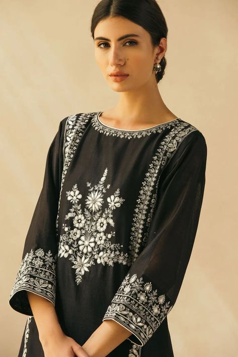 Sureena Chowdhri Black Silk Chanderi Floral Embroidered Kurta Set at Aza Fashions Sureena Chowdhri, Kurta Set For Women, Gota Work, Embroidery Suits, Suit Designs, Butterfly Wallpaper, Midnight Black, Kurta Set, Designer Gowns