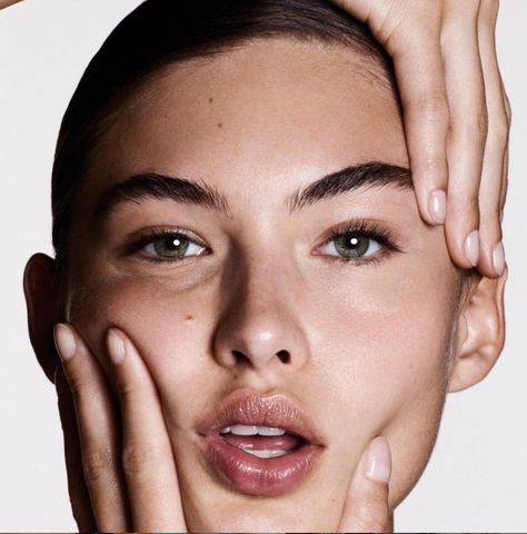 Hyaluronic Acid Lips, Lemon Face Mask, Face Mask Aesthetic, Facial Cupping, Grace Elizabeth, Gorgeous Skin, Face Yoga, Face Massage, Lip Fillers