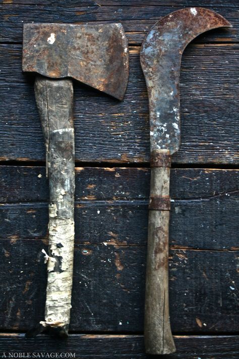 Rust In Peace: Mesmerizing Photos of Things Getting Old with Style Installation Photography, Rusty Tools, Growth And Decay, Rust In Peace, Tactical Gear Loadout, Farm Tools, Old Tools, Vintage Tools, Lumberjack