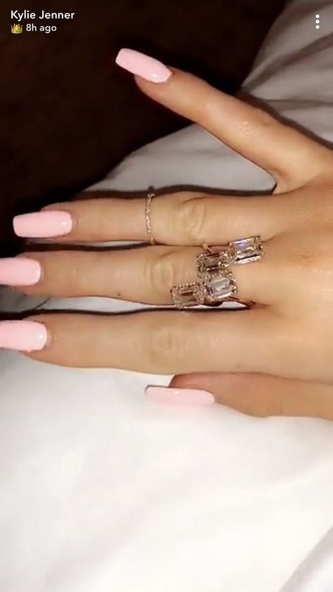 Kylie Jenner nails Kylie Jenner Rings, Acrylic Nails Kylie Jenner, Ongles Bling Bling, Jenner Nails, Kylie Nails, Kylie Jenner Nails, Nails 2018, Kylie Jenner Outfits, Super Nails