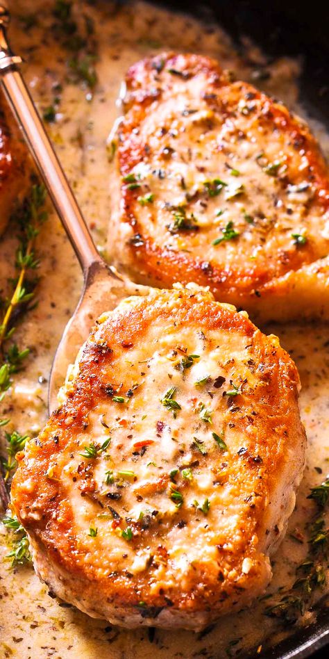 Low Carb Pork Chops, Creamy White Wine Sauce, Pork Entrees, Low Carb Pork, Pork Chop Recipes Baked, Pork Chop Dinner, Seasoning Salt, Pork Dinner, White Wine Sauce