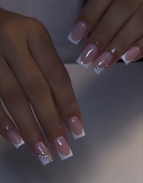 French Acrylics With Design, Summer Nail Set Ideas, Small Square Nails French Tip, Glitter Detail Nails, French Tips With Hearts Acrylic, White Prom Nails Acrylic Short, White Fresh Tip Nails, Square French Tip With Gems, Small Square Acrylic Nails