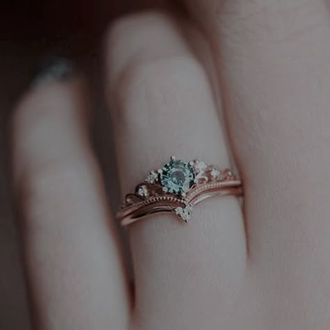 Engagement Diamond Rings, Narcissa Malfoy, Designs Aesthetic, Aesthetic Edgy, Cute Engagement Rings, Future Engagement Rings, Trendy Necklace, Trendy Necklaces, Cute Rings