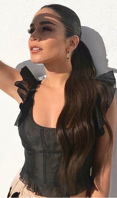 Curl Ponytail, Hair Pony, Slicked Back Ponytail, Vanessa Hudgens Style, Prom Eye Makeup, Indian Human Hair, Drawstring Ponytail, 2024 Prom, Elegant Makeup