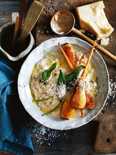 Almond Risotto With Roasted Baby Parsnips And Crispy Sage | Donna Hay Parsnip Recipes, Donna Hay Recipes, Pancetta Recipes, Sage Recipes, Mushroom Risotto Recipes, Roasted Parsnips, Donna Hay, Quick And Easy Dinner, Risotto Recipes