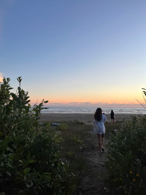 Oregon Girl Aesthetic, Summer In Oregon, Oregon Coast Aesthetic, Lexi Core, Oregon Coast Roadtrip, Oregon Aesthetic, Oregon Summer, Beach Bach, Oregon Girl