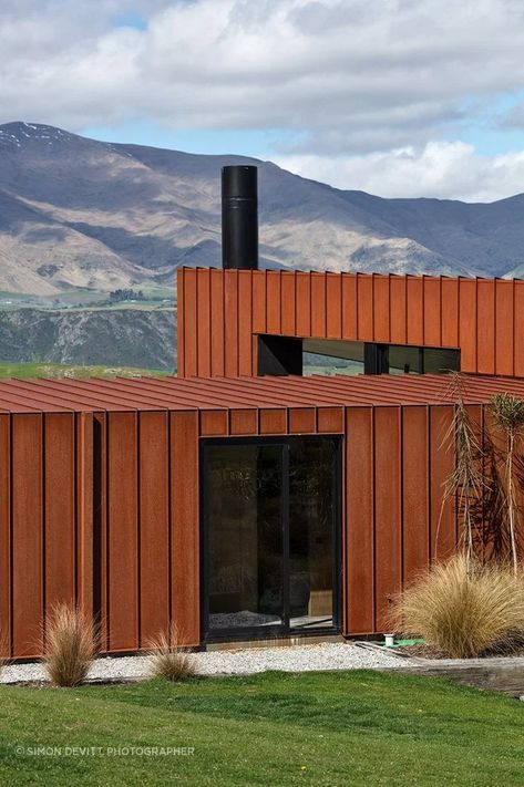 Corten Steel Extension, Corten House, Barn Conversion Exterior, Mountains Cabin, Dune House, Alpine House, Standing Seam Roof, Dunes House, Southern Architecture