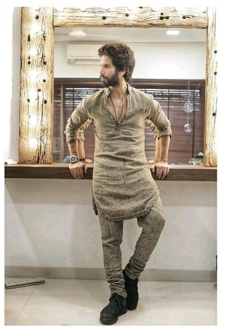 Green Suit Men, Linen Suits For Men, Indian Wedding Clothes For Men, Mens Indian Wear, Wedding Kurta For Men, Boys Kurta Design, Bad Dresses, Black Outfit Men, Wedding Kurta