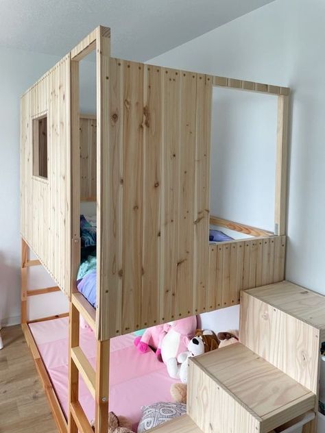 3 DIY Treehouse Beds to build for your kids' room 4 Fort Bunk Bed Boys, Diy Treehouse Bed, Kura Bed Hack Storage, Arlo Bed, Tinker Space, Loft Bed Diy, Fort Bed, Treehouse Loft Bed, Diy House Bed