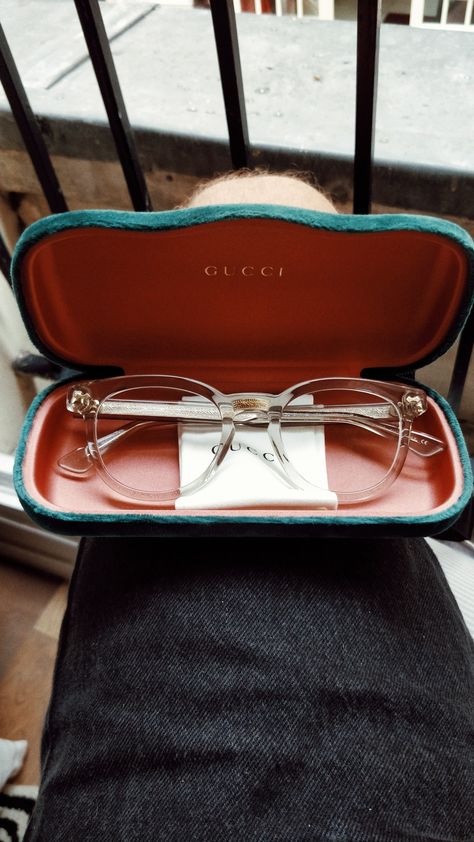 Gucci Frames, Gucci Eyeglasses, Gucci Glasses, Gucci Eyewear, Fashion Sites, Wearing Glasses, Matches Fashion, Womens Glasses, Eyeglasses For Women