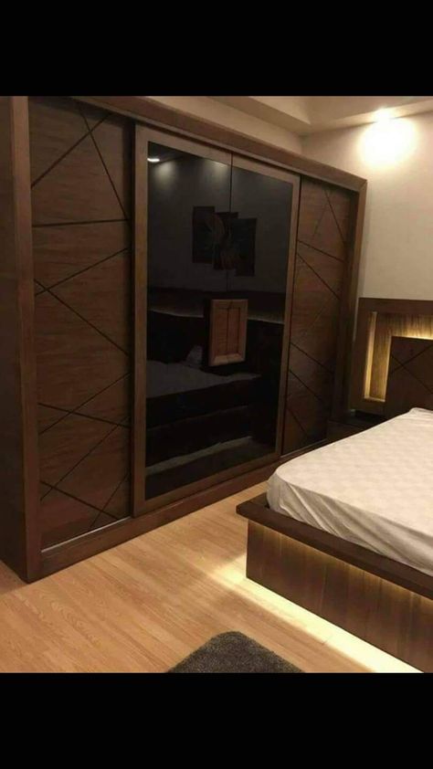 Brown Cupboards Bedroom, Brown Wardrobe Bedroom, Cupboards Design, Organization Wardrobe, Aesthetic Wardrobe, Wardrobe Organization, Sliding Door Wardrobe Designs, Wardrobe Aesthetic, Wooden Wardrobe Design