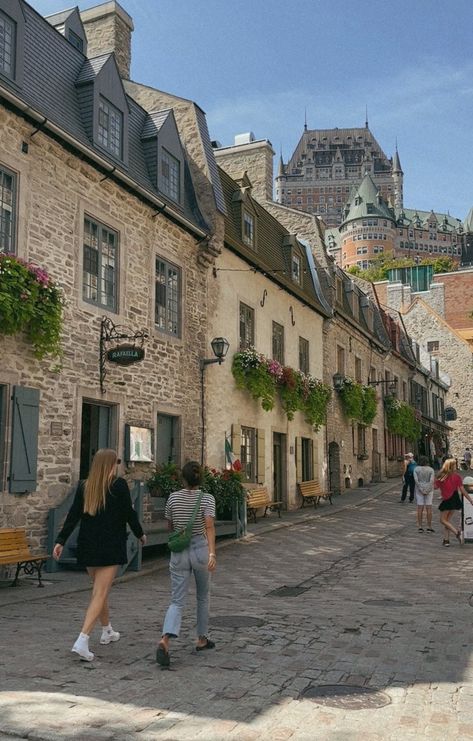 Girl’s Guide to Québec City Quebec City In Winter, Quebec City Photography, Old Quebec City Aesthetic, Quebec City Winter, Old City Quebec, Old Quebec, Our Last Night, Tuscany Travel, Spa Experience