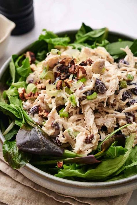 Best Cranberry Pecan Chicken Salad Recipe (20 Minutes!) Cranberry Pecan Chicken Salad, Bacon Mashed Potatoes, Turkey Cranberry, Pecan Chicken Salads, Spinach Artichoke Dip Recipe, Noodle Casserole Recipes, Turkey Salad, Pecan Chicken, Cranberry Salad