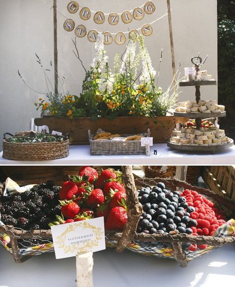 modern-nature-inspired-birthday-party-gathered-berries Into The Woods Party Theme, Pine Cone Owls, Acorn Treats, Woods Party, Natural Birthday Party, Grazing Station, Nature Birthday, Nature Party, Woodland Birthday Party