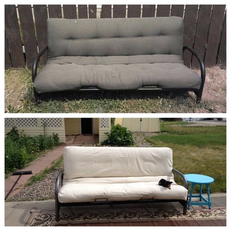 Bought this old futon for patio for $15 and recovered it with painters tarp and just safety pinned it to the back. Easy! Waterproofed it with waterproof camping spray (kiwi). Spray painted the metal with rustoleum hammered bronze. Outdoor Futon Ideas Patio, Metal Futon Makeover, Futon Ideas, Cute Futon, Wooden Futon, Upstairs Balcony, Outdoor Futon, Futon Makeover, Metal Futon