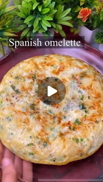 Najmi Ka Kitchen on Instagram: "Traditional Spanish Omelette | Tortilla de Patatas Recipe #reels
.
.
.
.

#najmikakitchen
#SpanishOmelette 
#TortillaDePatatas 
#ClassicOmelette 
#SpanishCuisine 
#EasyOmelette 
#BreakfastIdeas 
#PotatoOmelette 
#reels
#instagramreels
#cookingreels
#viralreels
#trendingreels" Omelette Recipe Videos, Spanish Breakfast Recipes, Spanish Omelette Recipe, Omelette Tortilla, Spanish Breakfast, Spanish Omelette, Tandoori Masala, Omelette Recipe, Spanish Cuisine