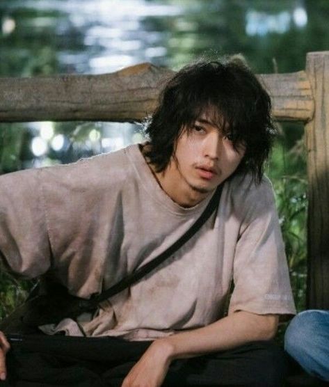 Japanese Man, Yamazaki Kento, Kento Yamazaki, Aesthetic People, Kendo, Japanese Boy, Japanese Men, Hair Reference, Pose Reference Photo