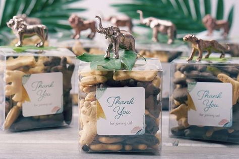 Safari Baby Shower Ideas, Safari Baby Shower Girl, Safari Baby Shower Favors, Safari Baby Shower Cake, Safari Baby Shower Decorations, Safari Baby Shower Boy, Jungle Safari Baby, Jungle Safari Baby Shower, Jungle Thema