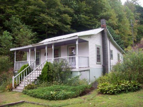 Bakersville NC Bakersville Nc, Country Homes, Ceiling Tiles, Little Houses, 2 Bed, Home Details, Small Town, Small Towns, Curb Appeal