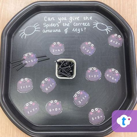 Halloween Tuff Tray Ideas - Addition Spiders! Halloween Tuff Tray Ideas, Halloween Tuff Tray, Continuous Provision Year 1, Tuff Tray Ideas Toddlers, Tuff Tray Ideas, Maths Eyfs, Halloween Teaching, Reception Classroom, Year 1 Maths