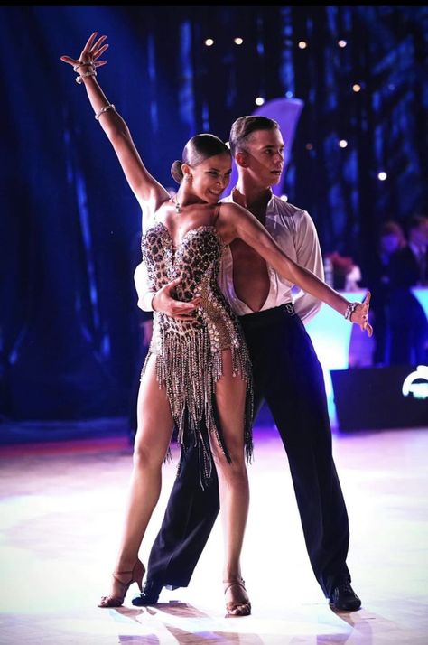 Ballroom Dancing Aesthetic, Latino Dance, Ballroom Dance Photography, Ballroom Dance Outfits, Salsa Costume, Samba Dance, Dance Competition Dress, Ballroom Competition, Latin Ballroom Dresses