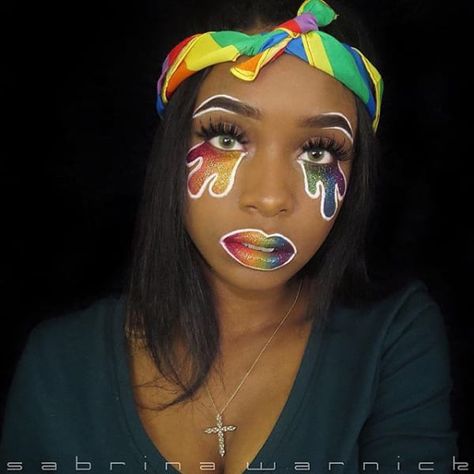 20 Seriously Cool (and Easy) Halloween Makeup Ideas Haunt Makeup, Easy Halloween Makeup Ideas, Maquillage Halloween Simple, Make Up Diy, Brown Matte Lipstick, Easy Halloween Makeup, Rainbow Halloween, Halloween Make-up Looks, Halloween Mode