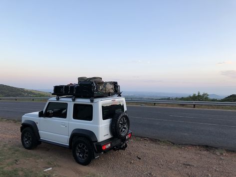 Suzuki Jimny White, Suzuki Jimny Aesthetic, Jimny Car, Suzuki Jimmy, New Suzuki Jimny, Couple Travel Photos, Jimny Sierra, Jimny Suzuki, Suzuki Cars