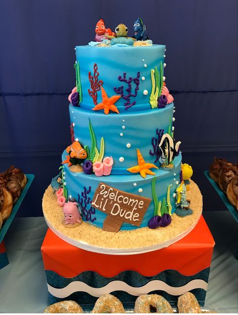 Finding Nemo Birthday Cake Diy, Nemo Birthday Party Cake, Finding Nemo Cake Ideas, Nemo Cake Ideas, Finding Nemo Baby Shower Ideas, Finding Nemo Party Decorations, Finding Nemo Decorations, Nemo Party Decorations, Nemo Birthday Cake